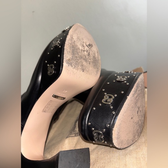 GUCCI GG Stud Platform Leather Ankle Boot - Picture 14 of 14